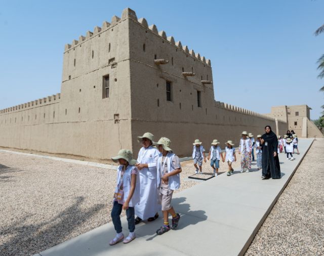 المخيم الصيفي في مواقع العين الثقافية